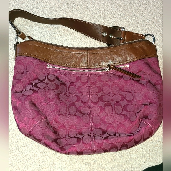 Coach shoulder bag - Picture 1 of 3